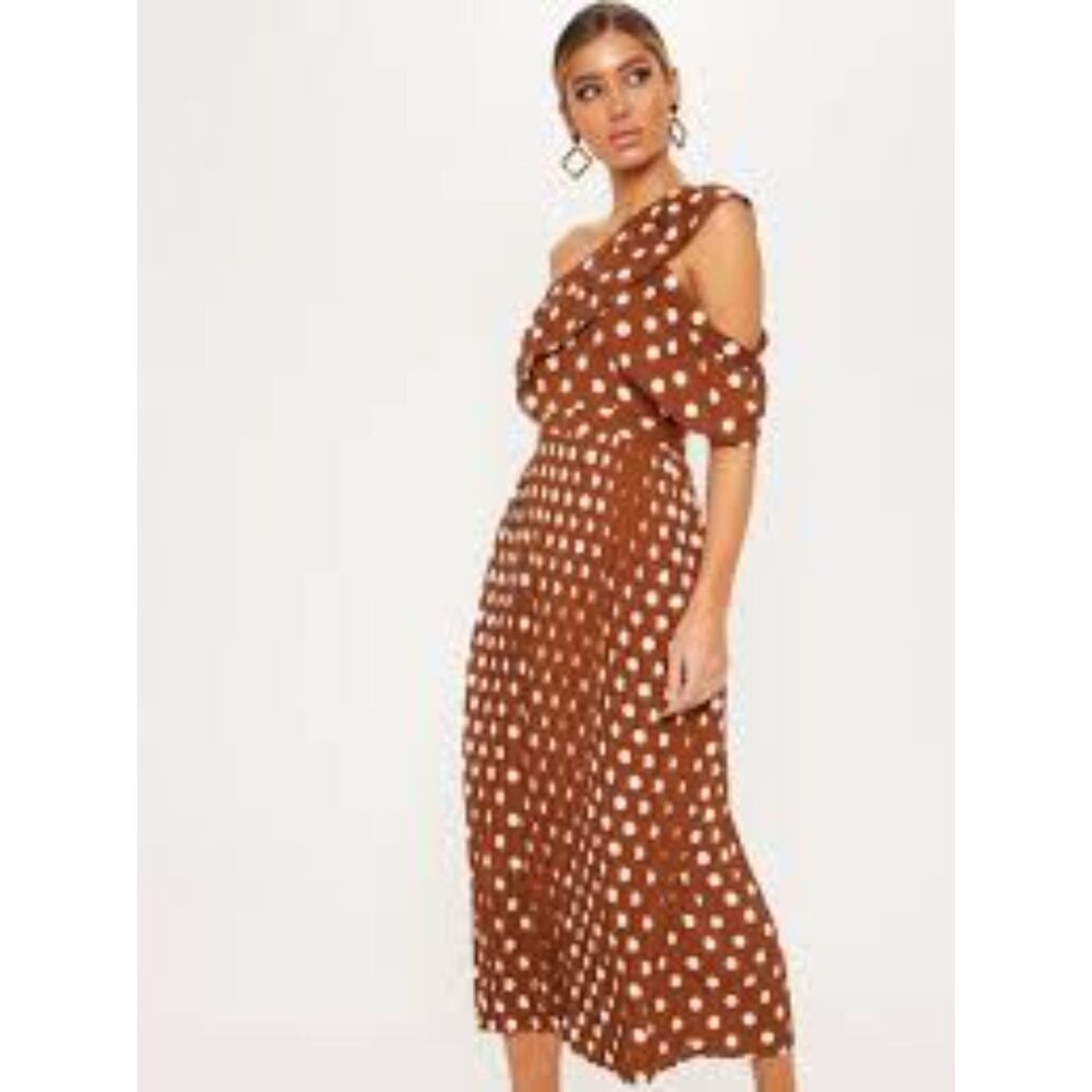 PrettyLittleThing Chocolate Polka Dot Dress